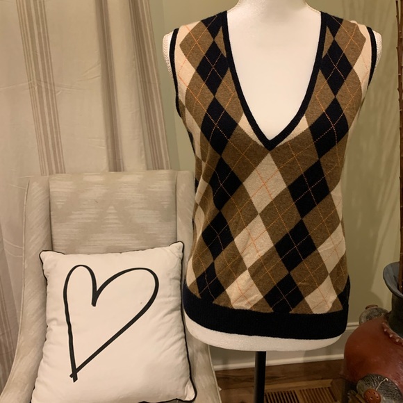 J. Crew Tops - J crew sweater vest!
